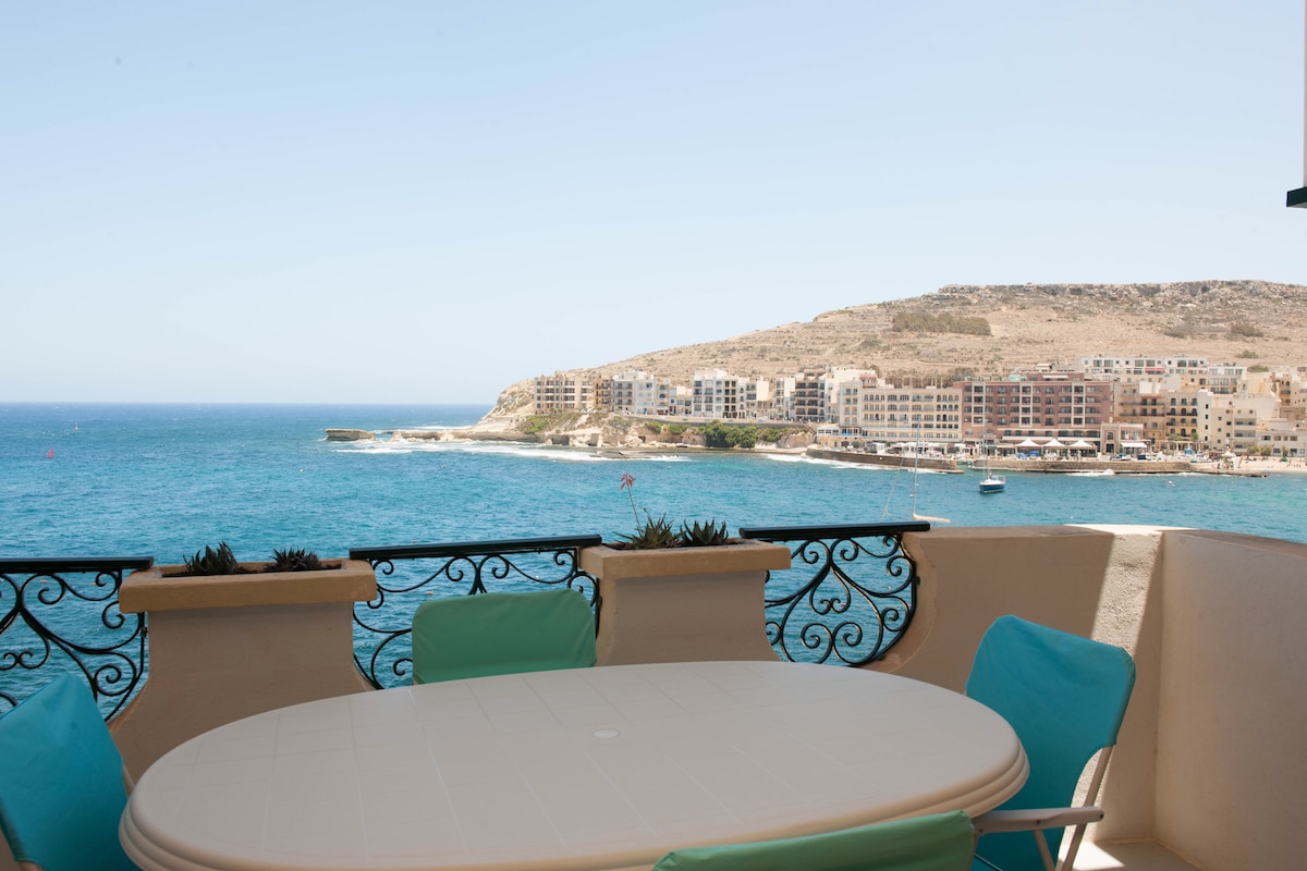 Seafront Marsalforn, A/C, WiFi