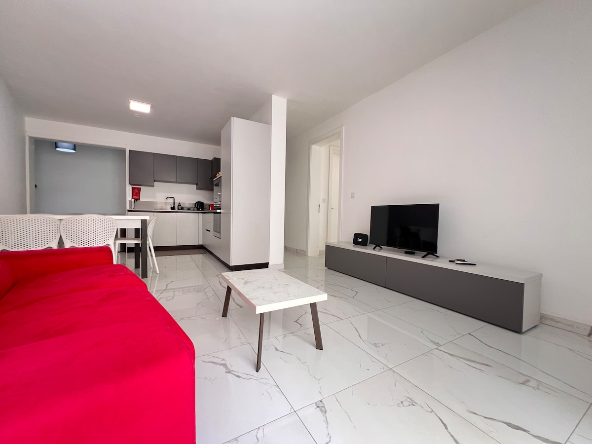 St. Paul’s Bay Stay • 2BR + Big Outdoor Space