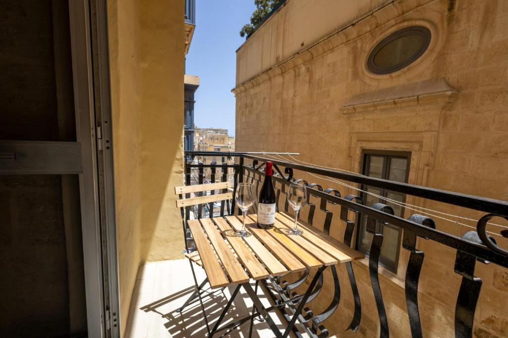 Valletta 1BR Townhouse Escape