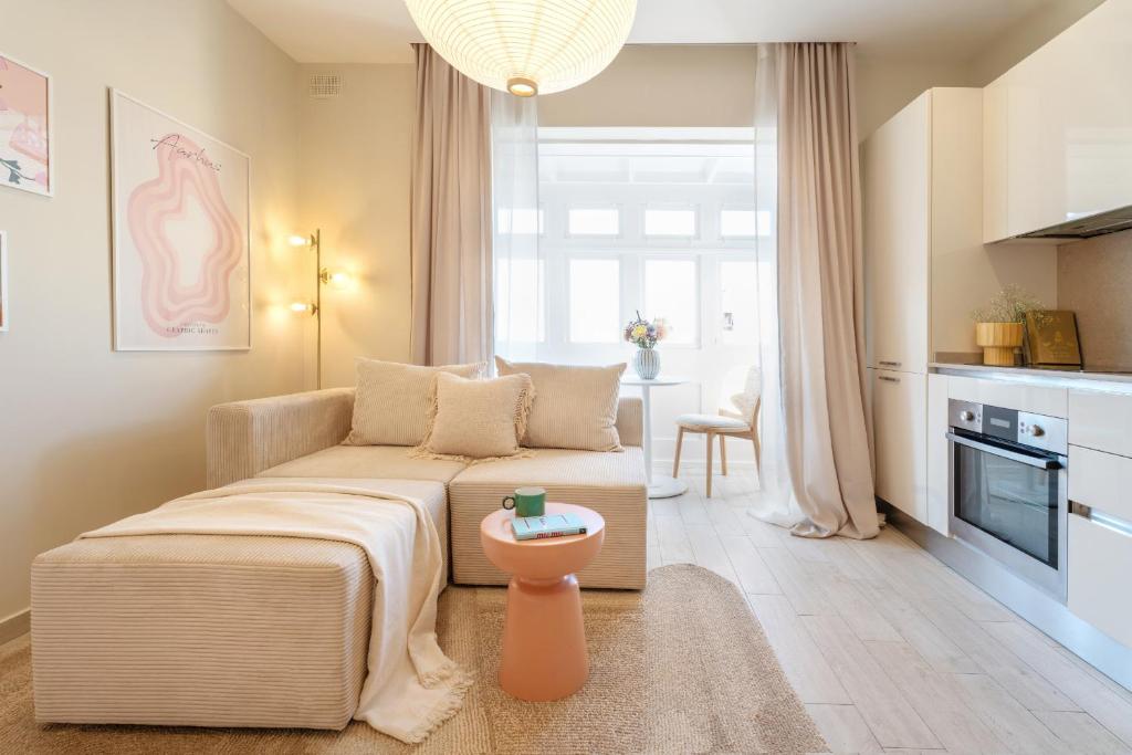 Charming, modern apartment with terrace LDEM1-4