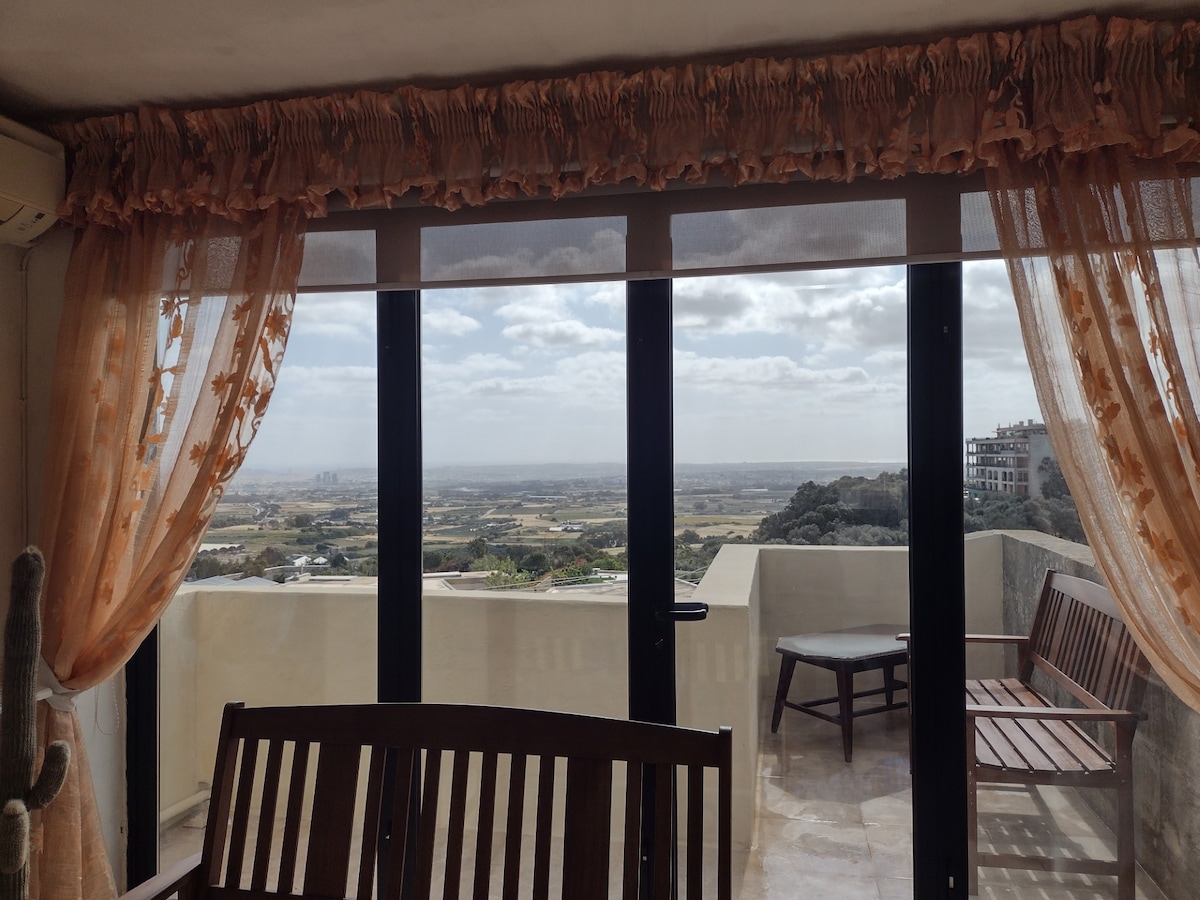 House with stunning view+air conditioner -6 guests