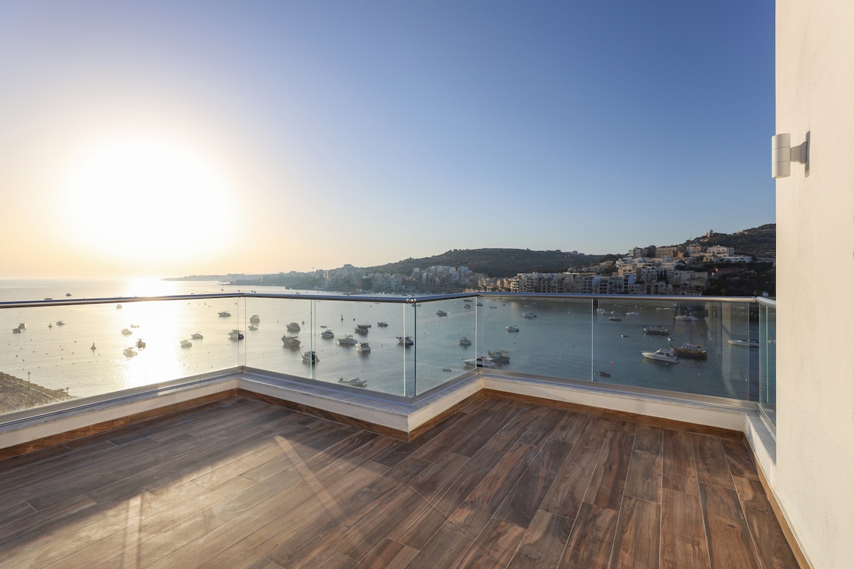Deluxe Seaview Terraced Suite in St. Paul’s Bay