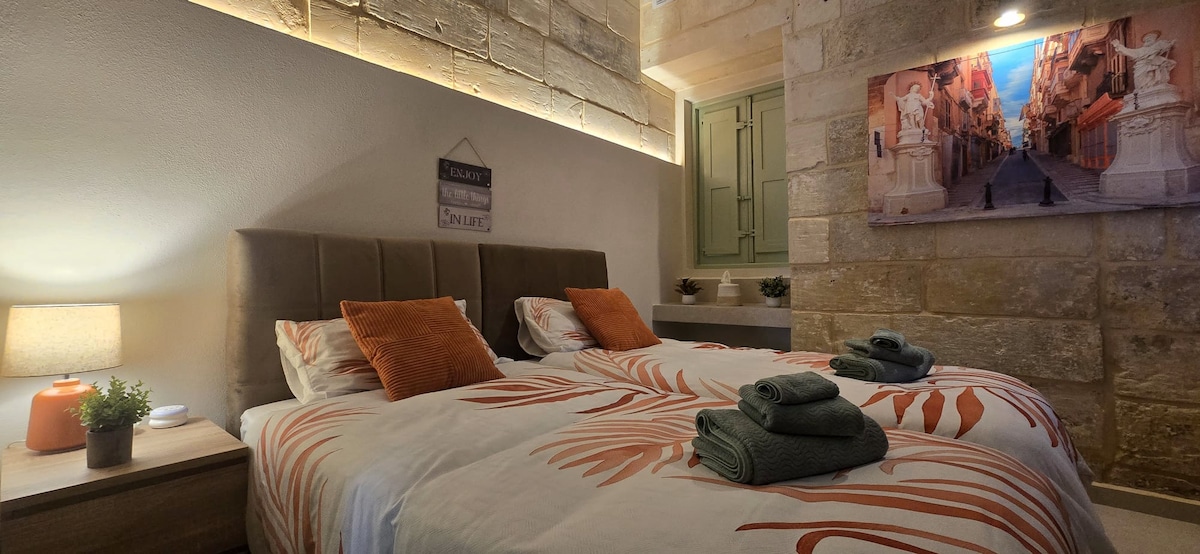 AS1 - The Alley Suites Apartment in Gudja