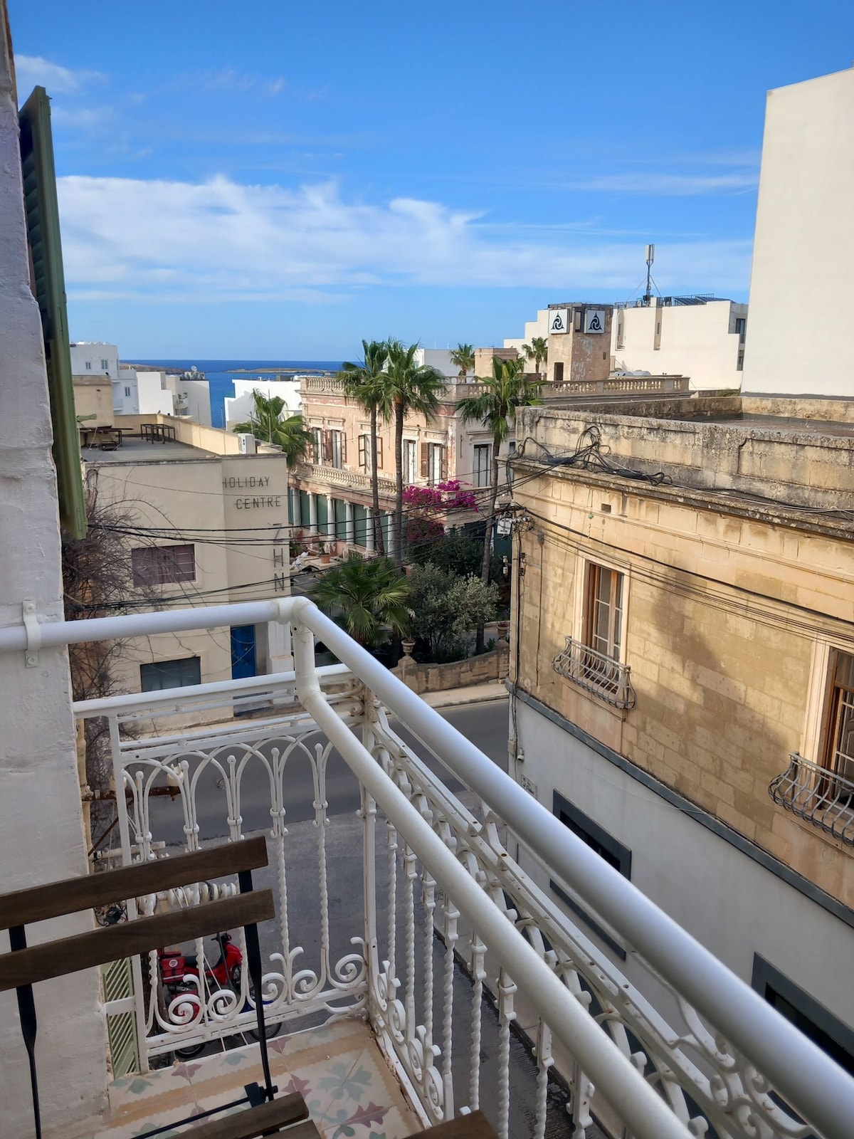 The 1930's Maltese Residence