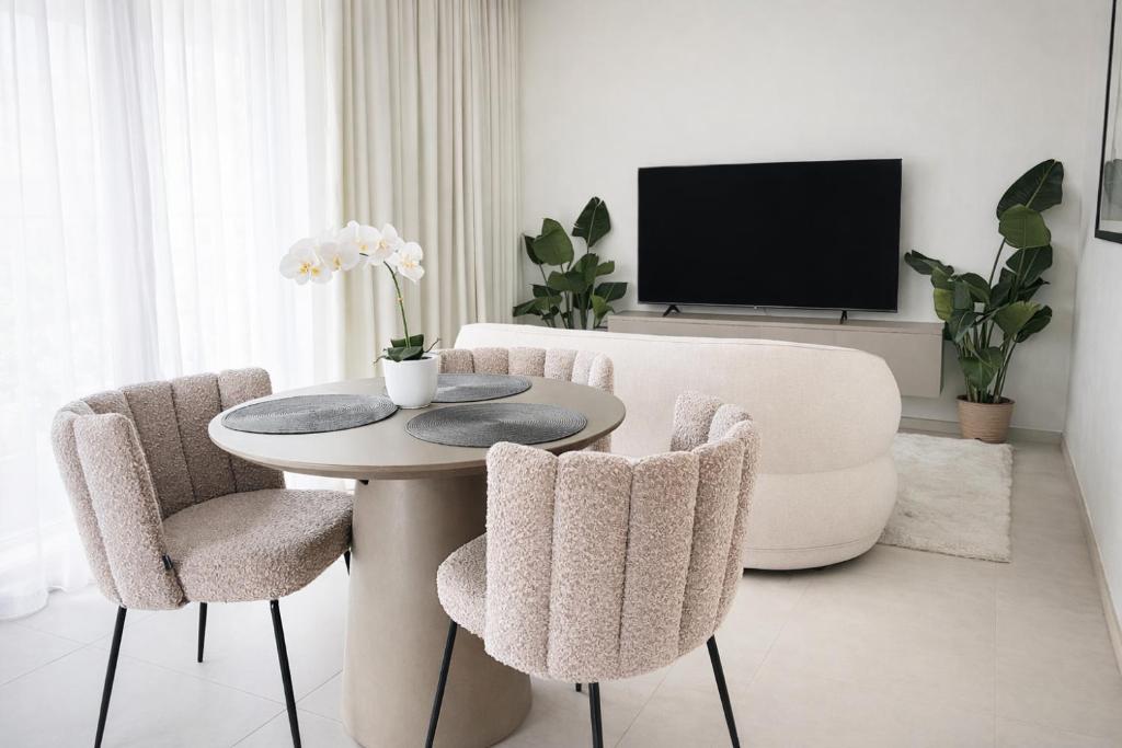 IsLe Royal Suites By Mercury Tower