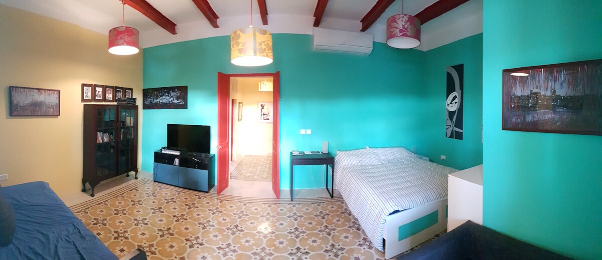 Birgu - Relax with a view