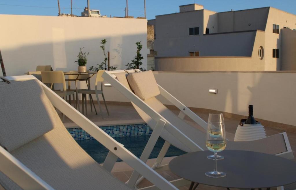 8 North Lodge By Petit Chic