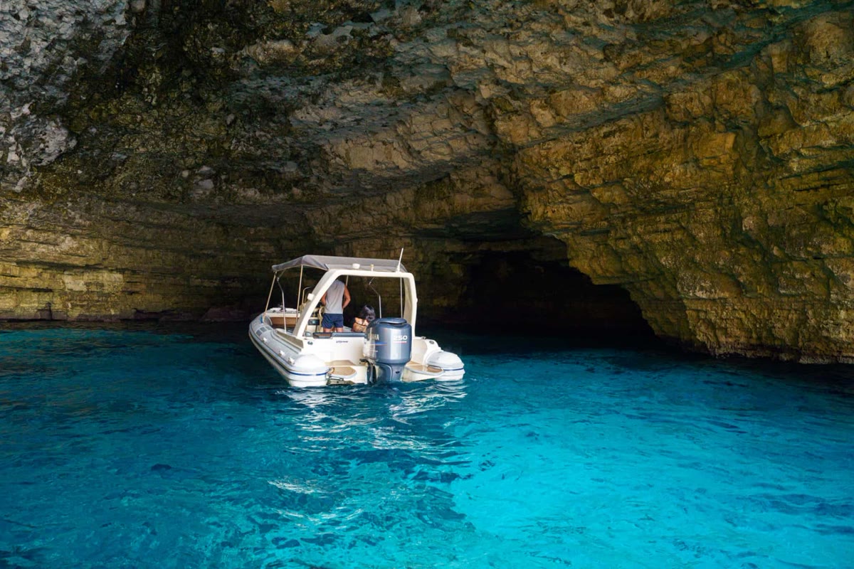 GOZOblu — Prywatna łódź na Blue Lagoon i jaskinie Comino