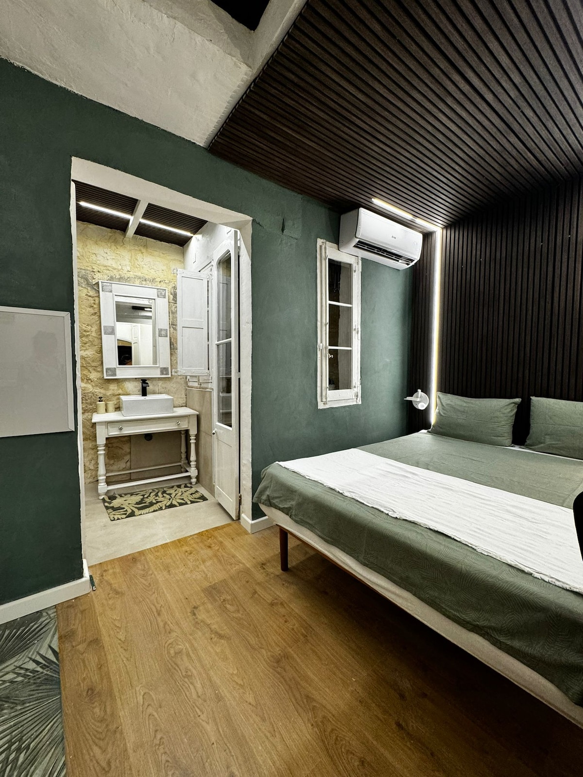 Studio apartment with kitchen | Valletta on the port