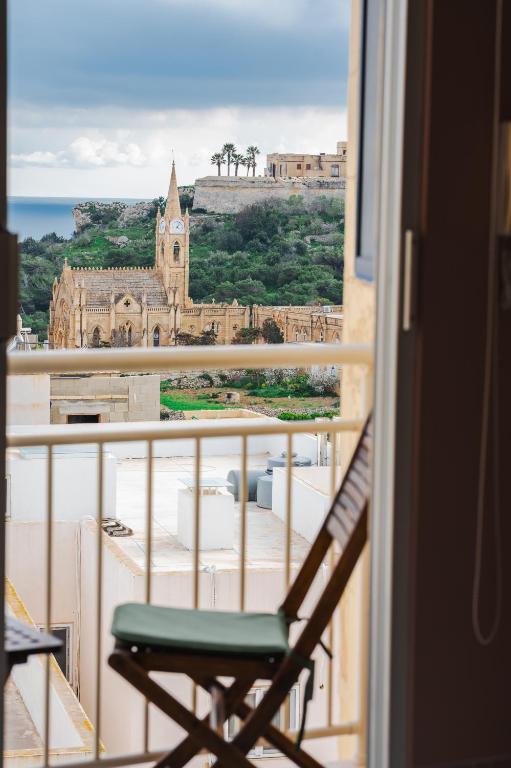 Luksusowy penthouse z widokiem na morze ze wspólnym basenem