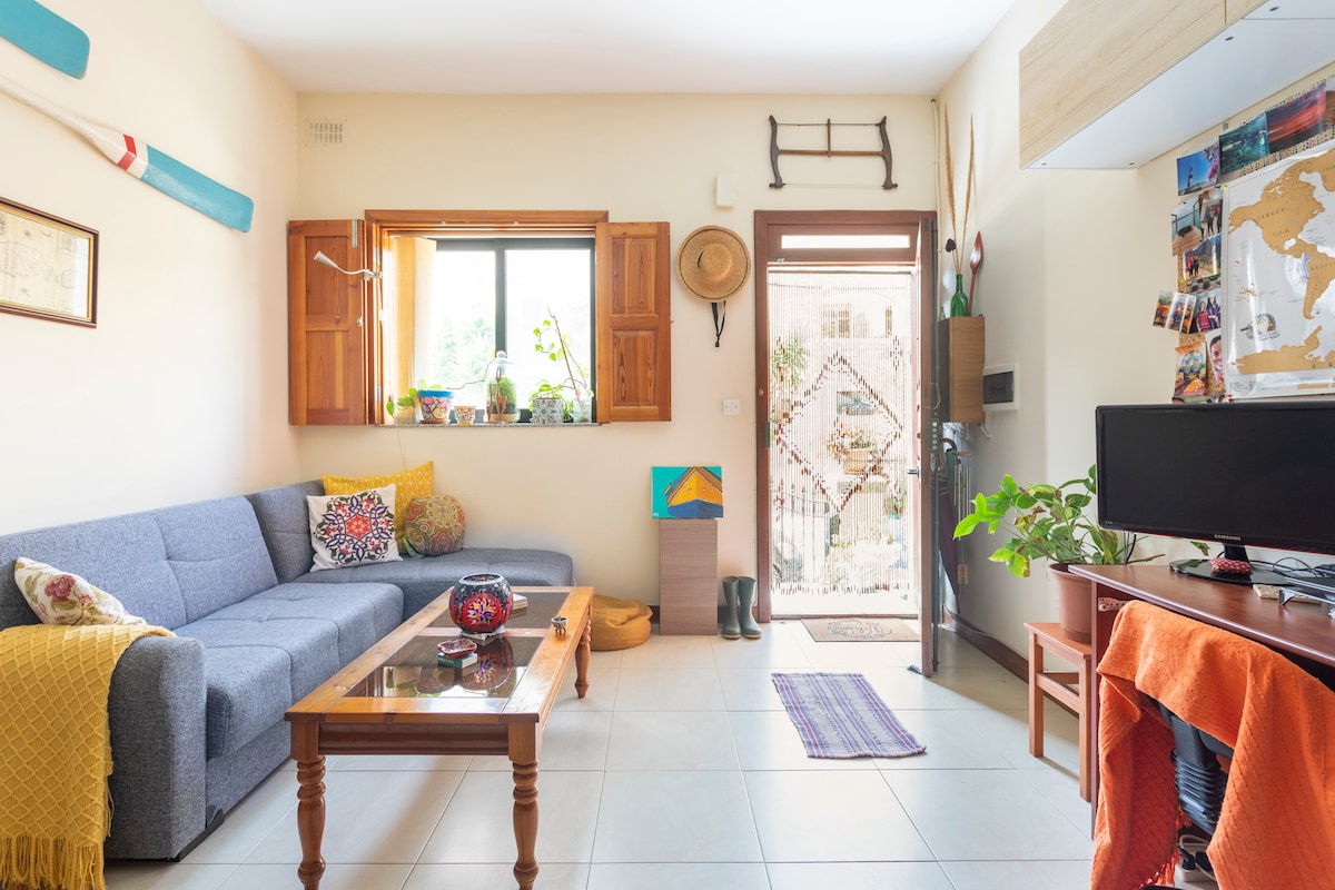 𖤓Cosy Room & Sunny Terrace in Shared Home