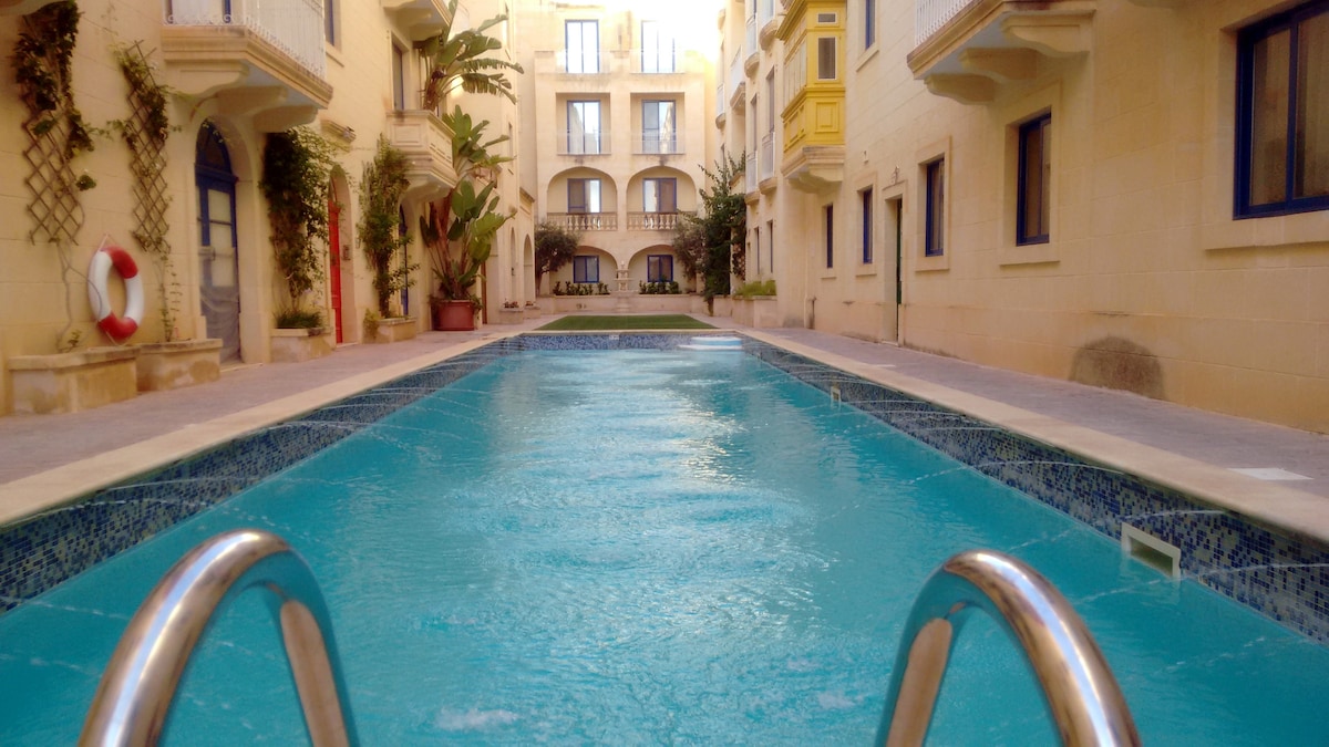 ★Panoramic Seaview Penthouse-140m²+Pool+4Terraces★