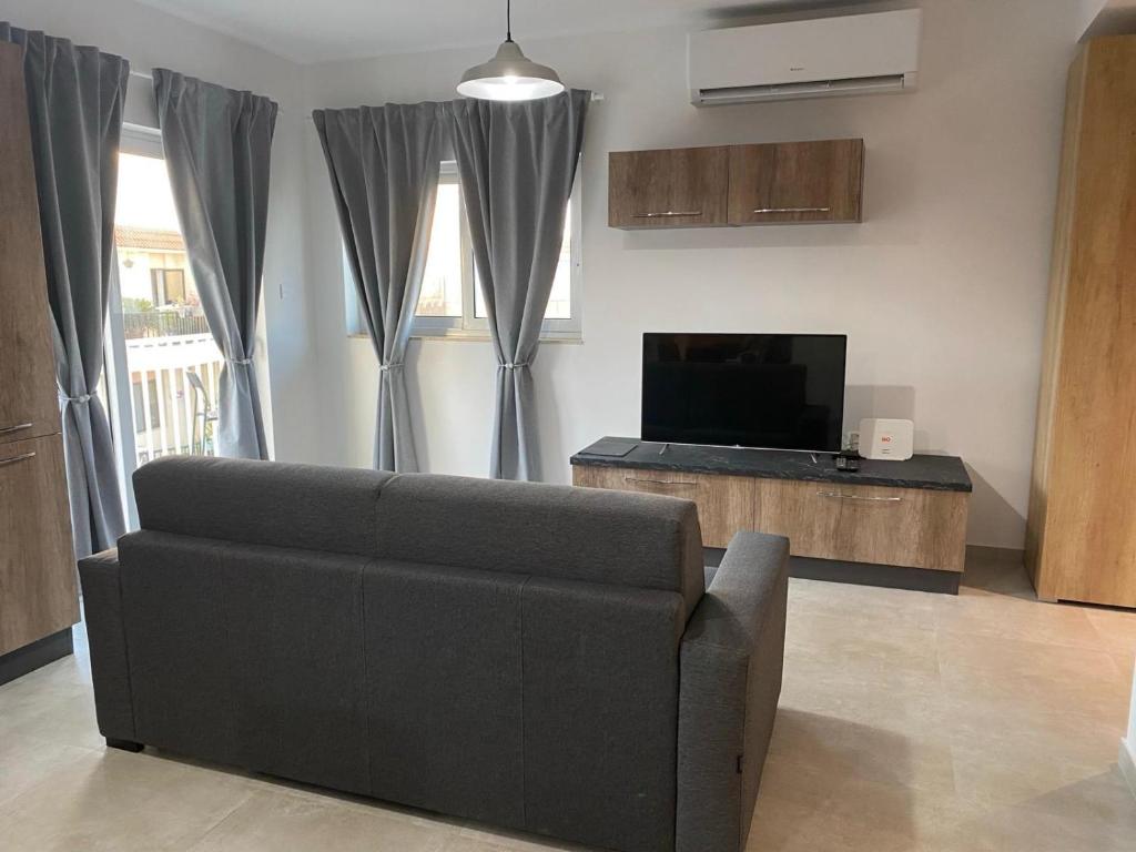 Modern Apartment in Qawra