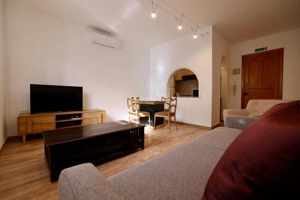 Modern 1BR Near Spinola Bay T4