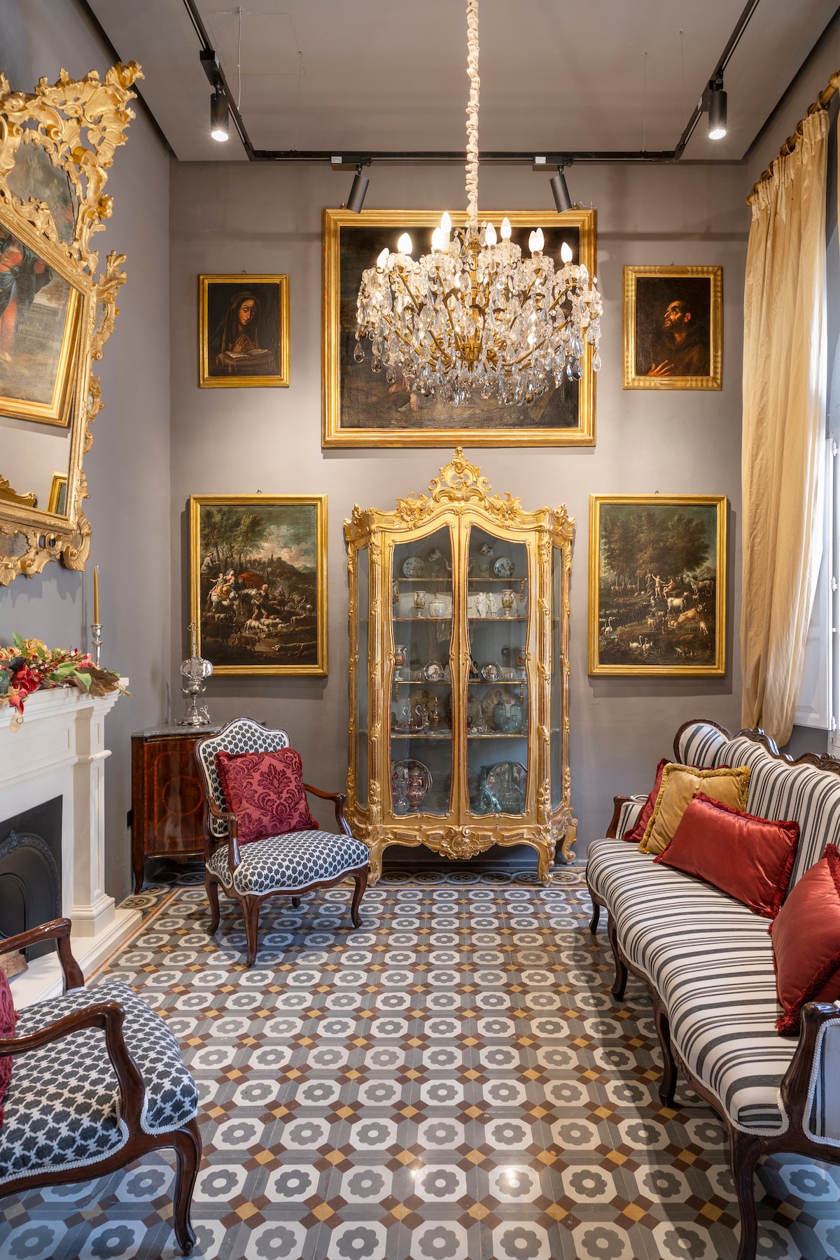 Step into the past
Tour of heritage home in Mdina