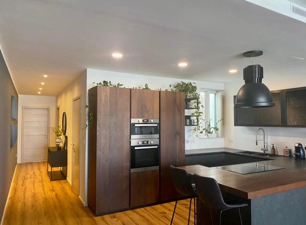 Private bedroom with en-suite