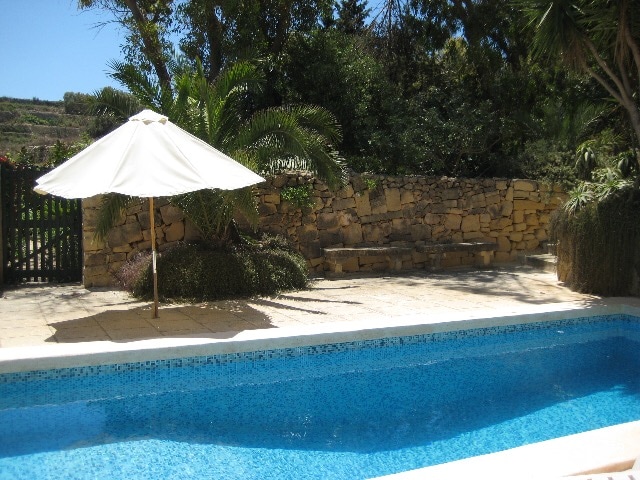 Family House with Pool and Seaview