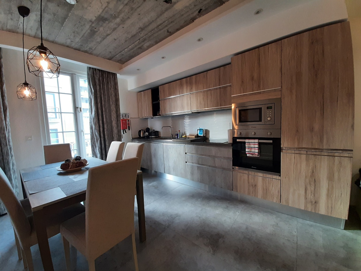 QLiving New Industrial Loft Central Gzira Sliema