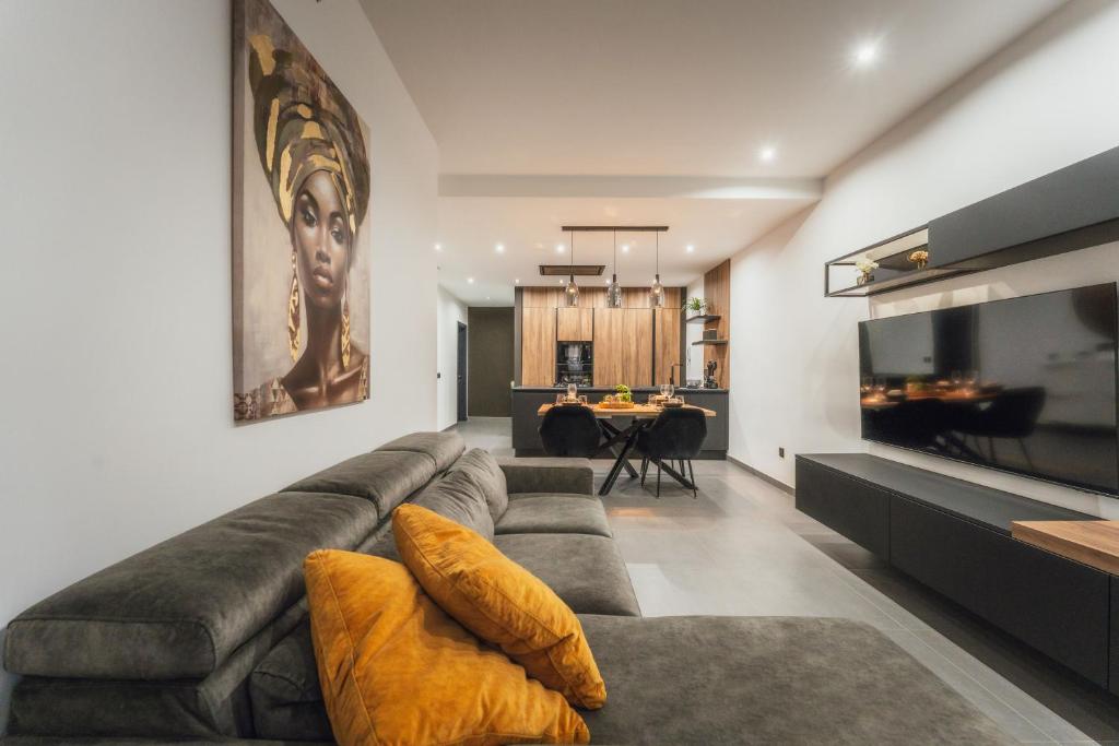 Paris House-New Two bedroom apartment