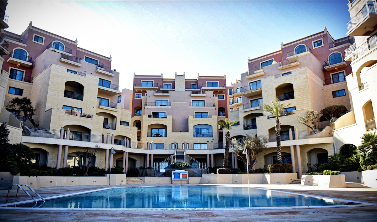 Sunny Apartment in Tas-Sellum Mellieha, Malta.