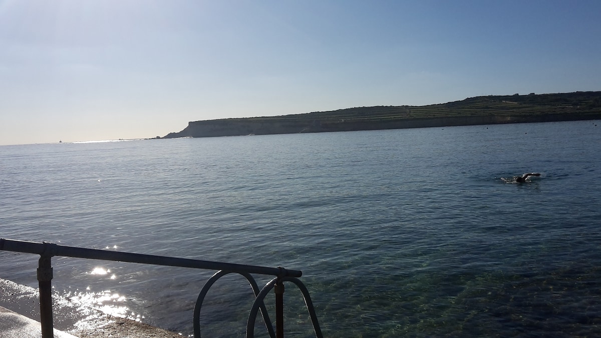 Coastal & Beach Apartment.