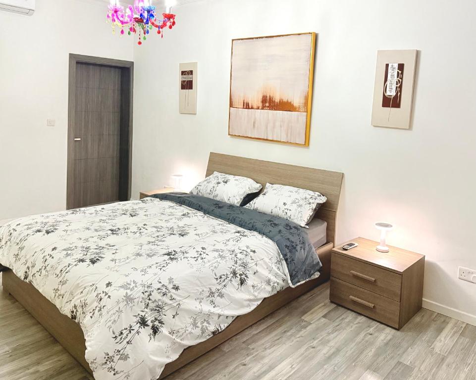 Room in sliema's heart