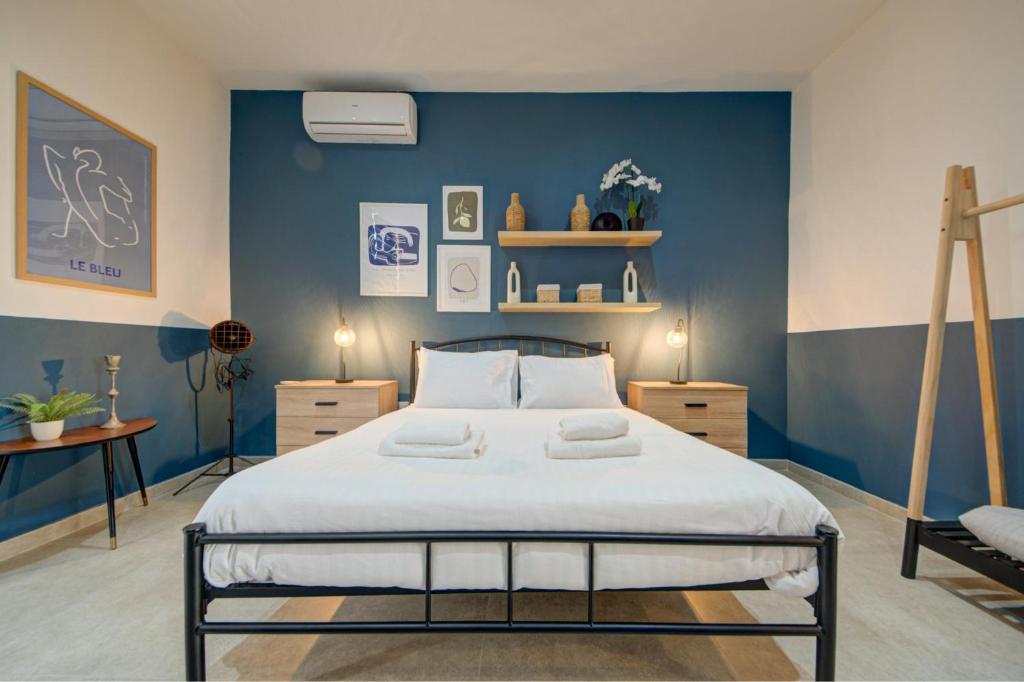 A 3BR Designer home with Private Pool & Terrace by 360 Estates