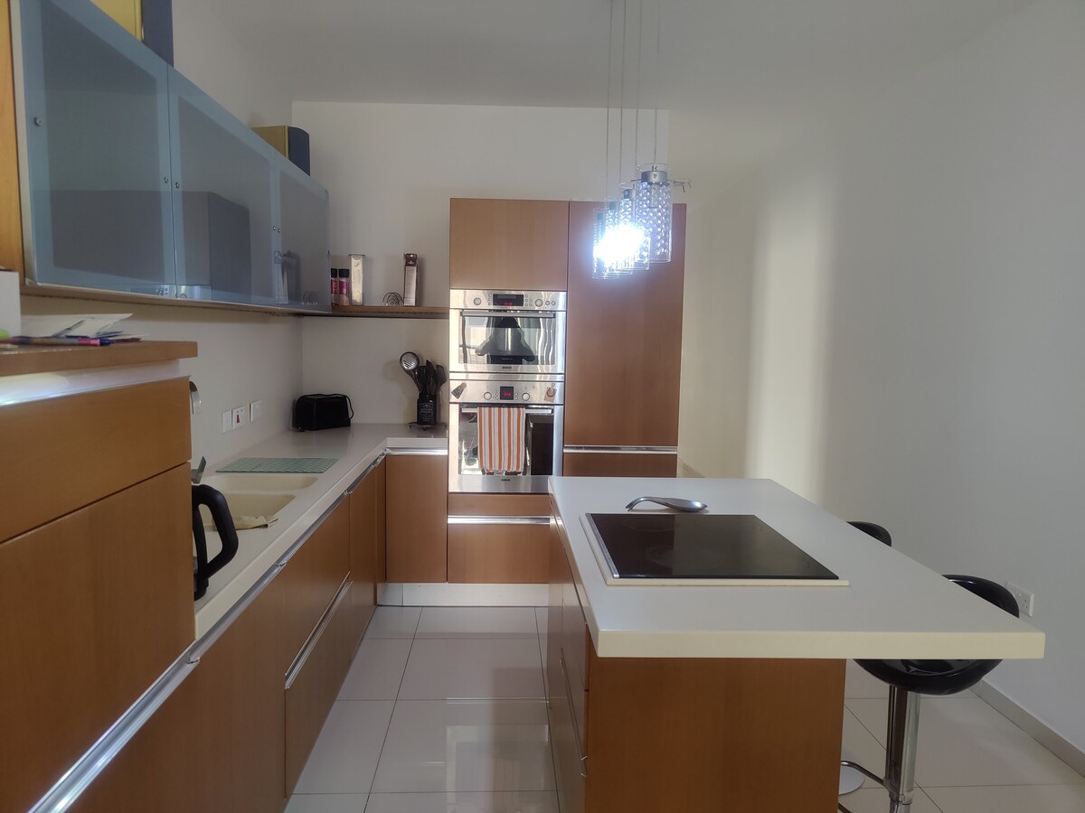 Modern apartment close to the beach