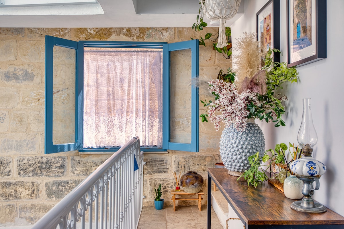 Gudja 2BR• Charming village home, close to airport