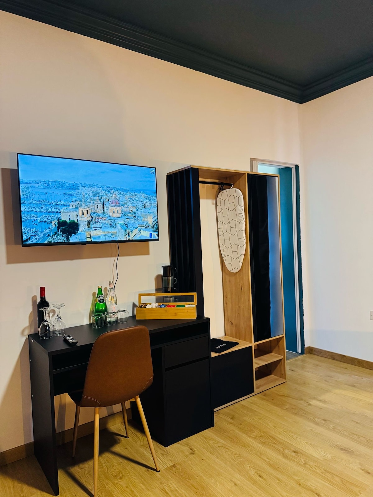 Triple Room with a private bathroom.