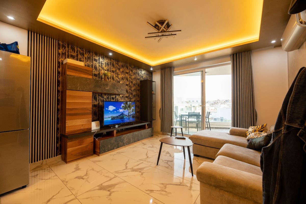 Private Room in Vegan Household