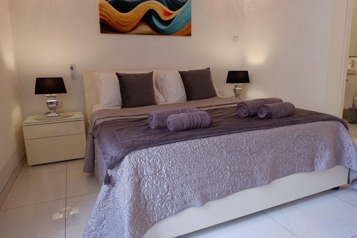 SPQR Studios 2 Valletta