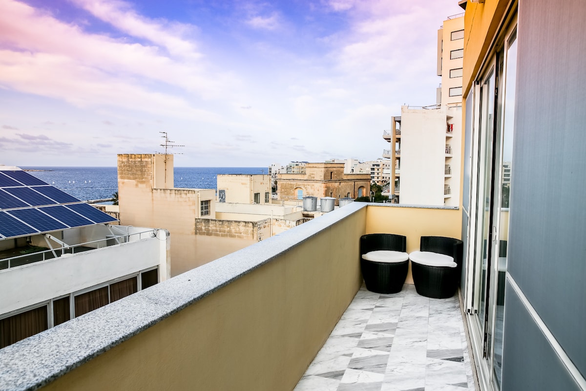 Luxury Penthouse 2 bedroom No.2