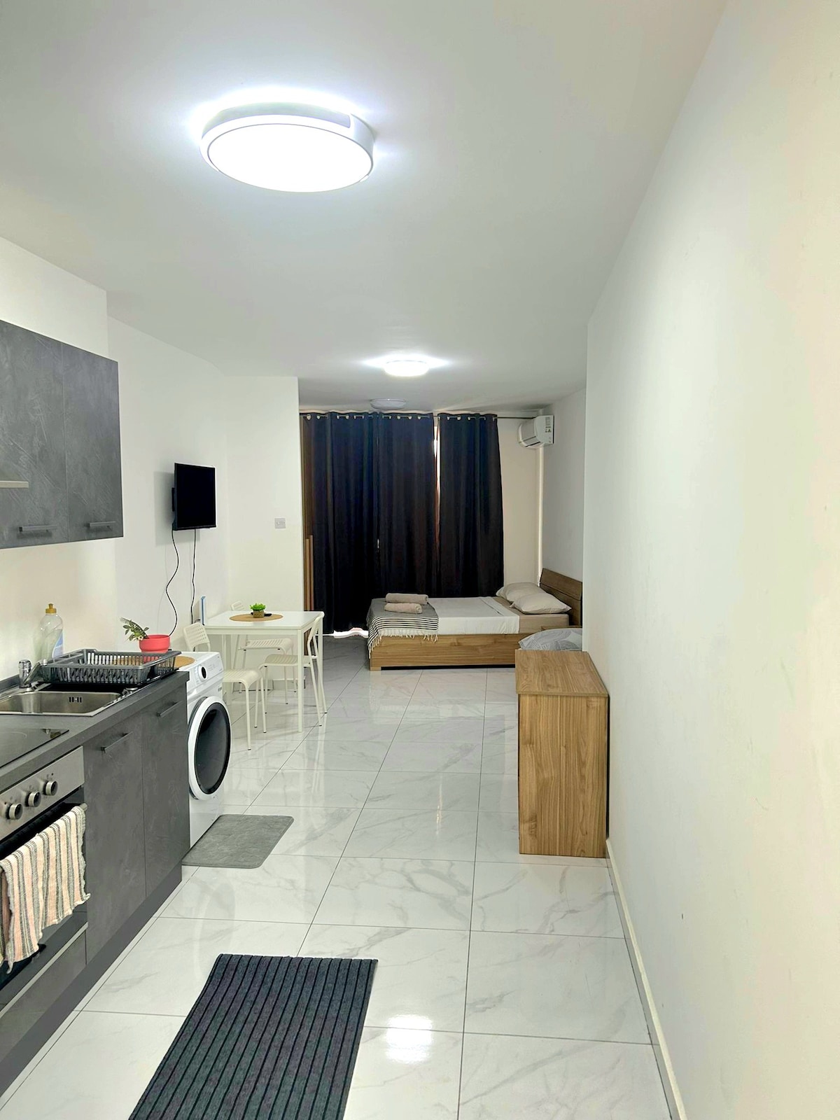 En-Suite Studio in Balluta