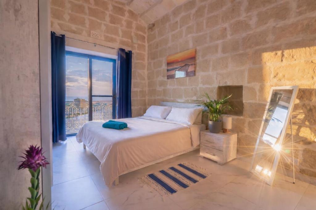 Fiftyfour West Boutique Living