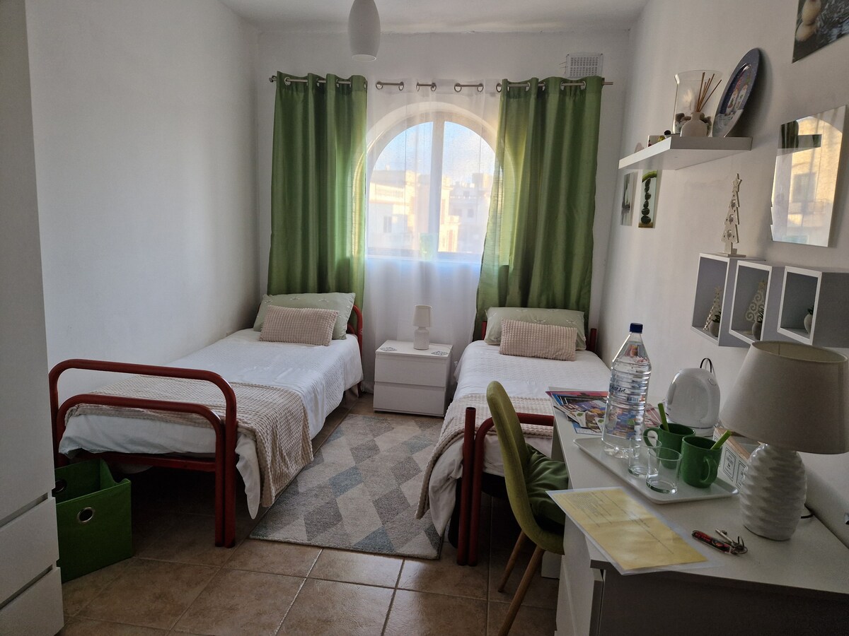 Modern Twin Room near Mdina/Rabat Quiet and Cozy!