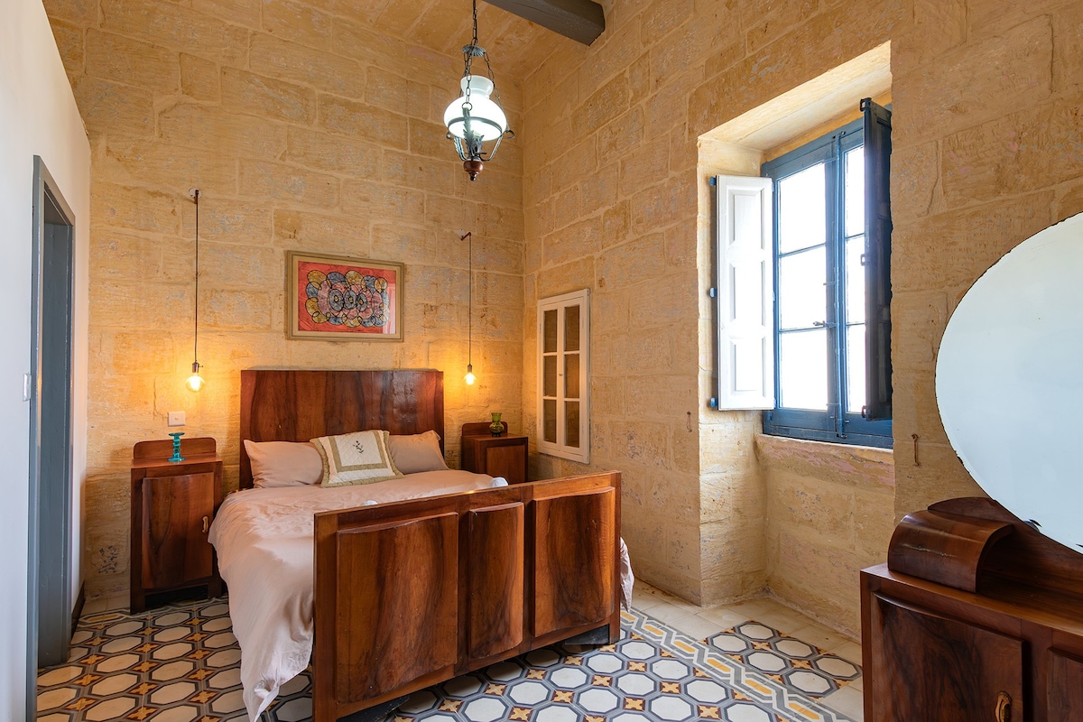 Casa Felini - Nocleg u gospodarza - Sypialnia z łazienką