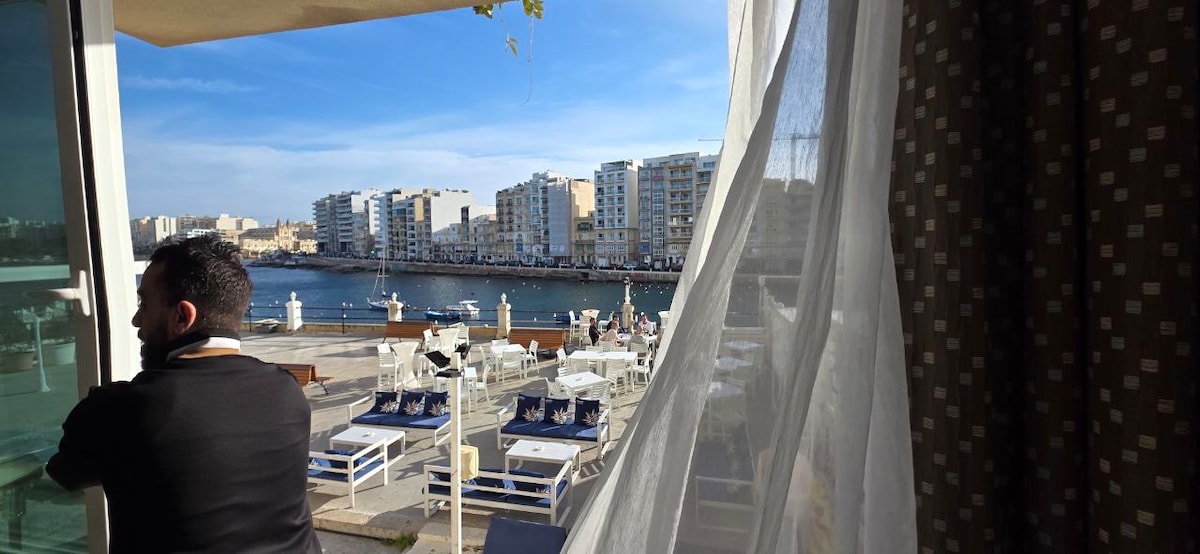 Seaview apartment St Julian’s