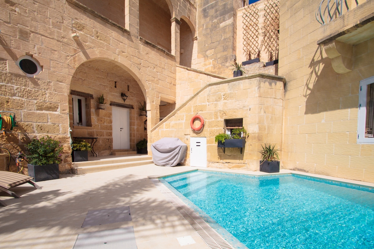 Cosy fully renovated farmhouse Gozo