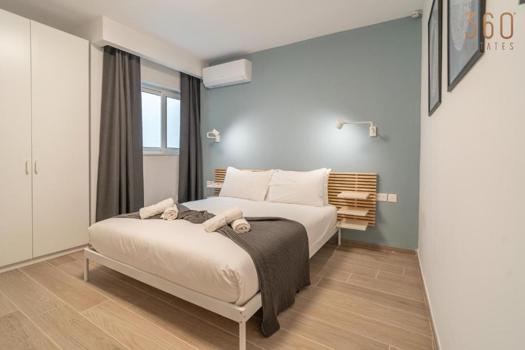 A lovely 1BR fully equipped Apartments with WIFI and AC in St Julians