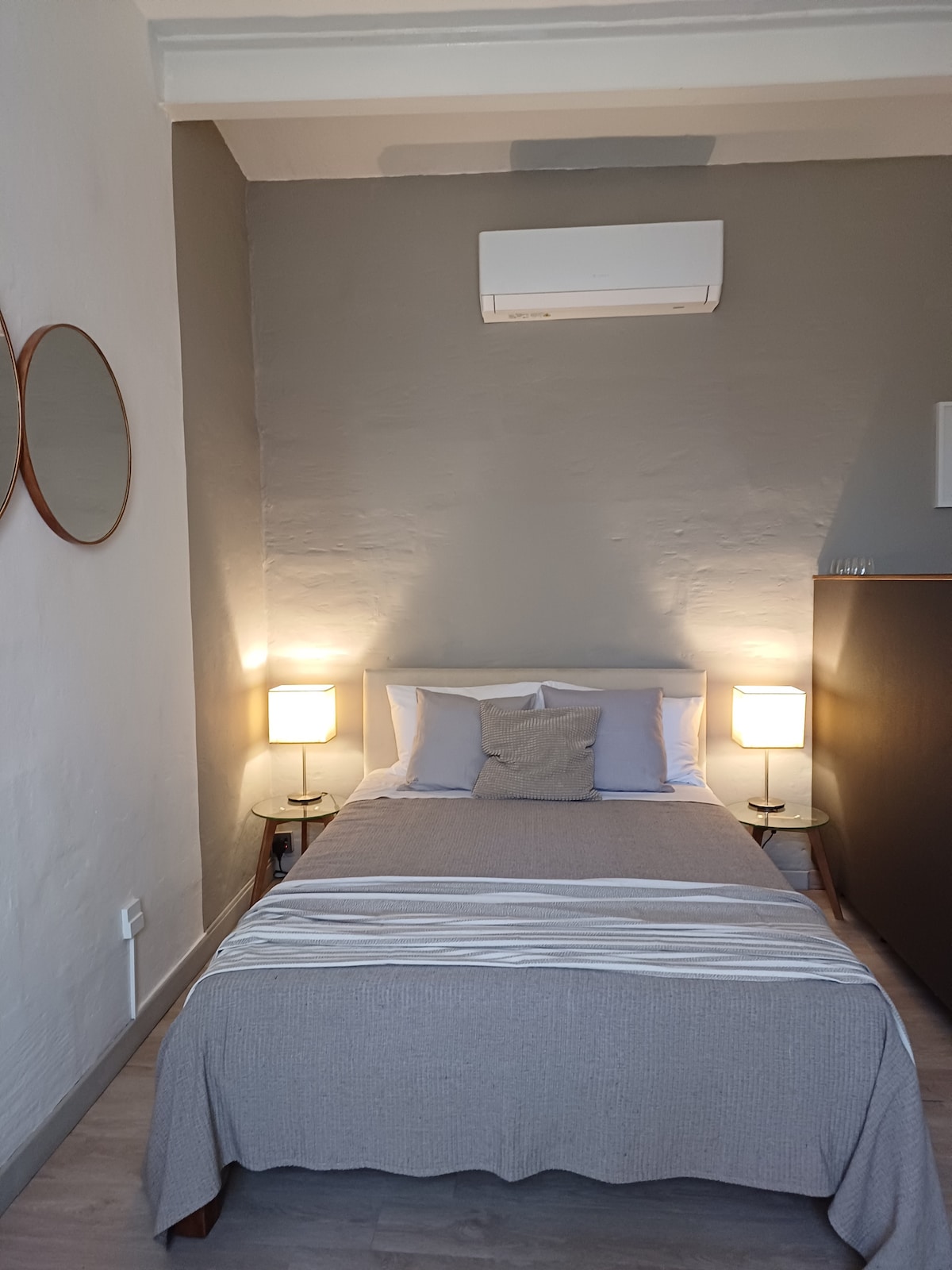 Family studio B Cottonera