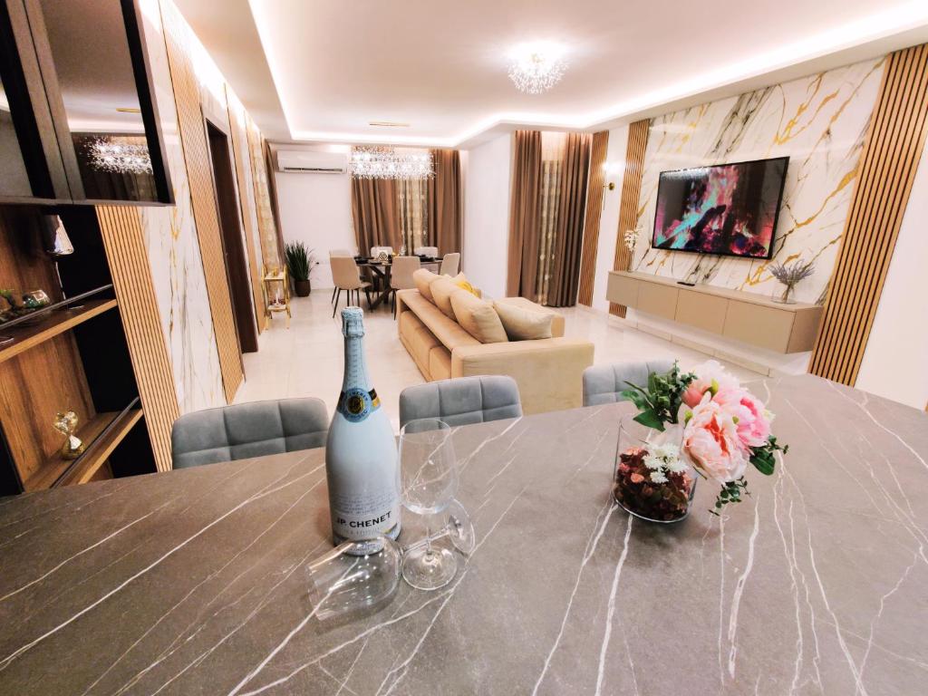 Diamond Residence Qawra - Side Sea View