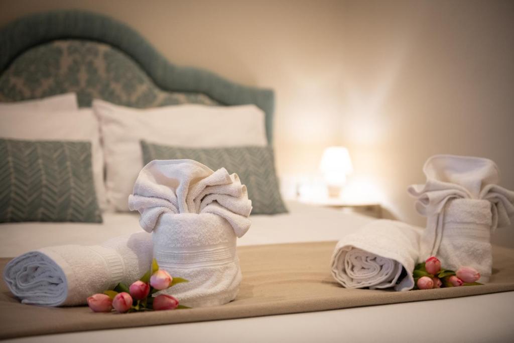 Electra Residence - Luxury Central Beach View Studio Apartment