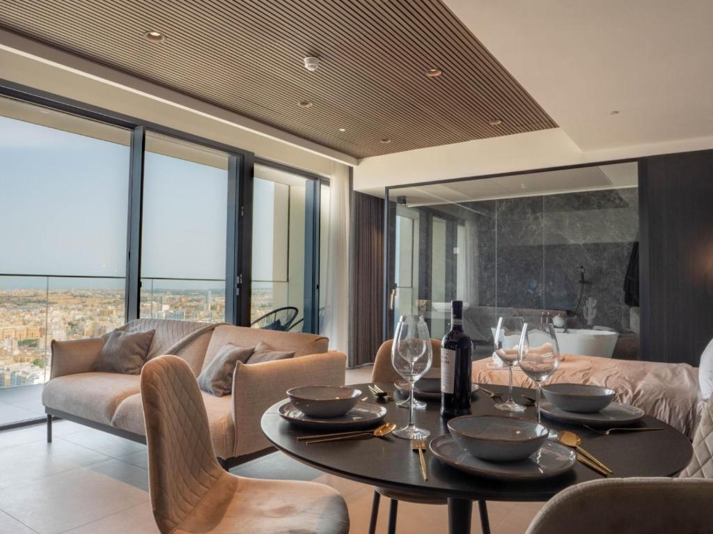 Mercury Tower - 25th Floor Suite