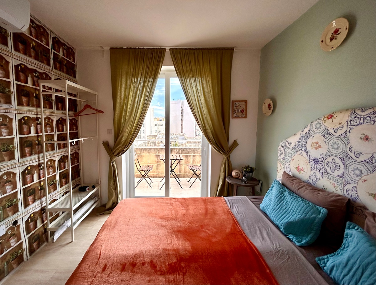 St Julians Penthouse Suite | Balcony & Sun Terrace