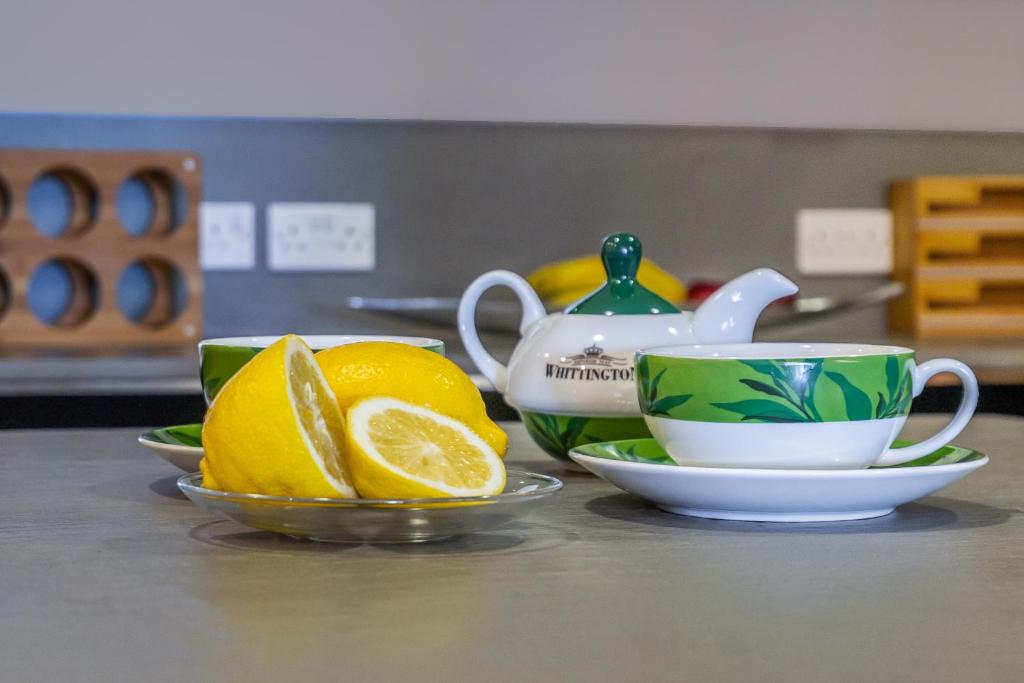 Modern and spacious Seaview Apartment