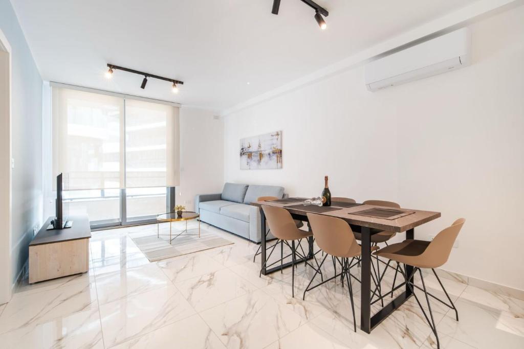 Modern 2BR Escape in St Julians by Buena Vista