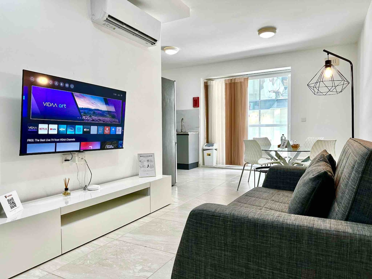 Paceville Unique Apt Off The Sea