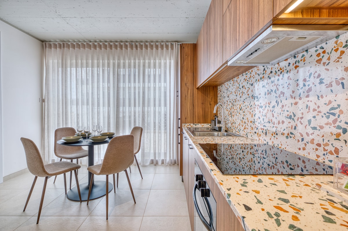 Juliet Residence PH - Modern Stays by SF Homes