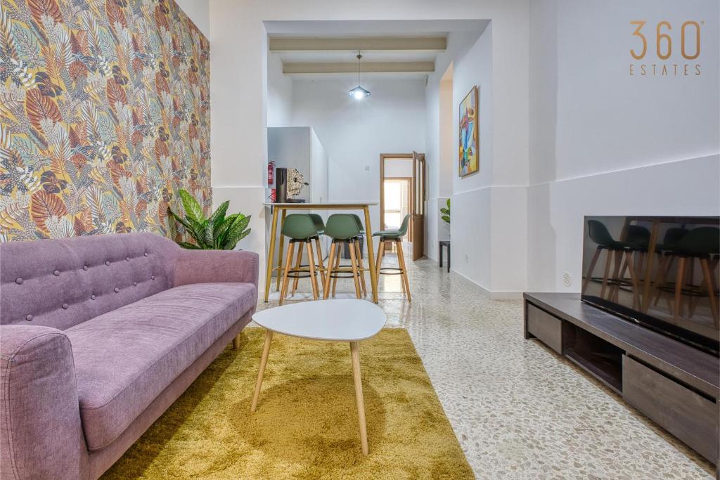 Fully equipped Cozy Home in Bormla with WIFI & AC by 360 Estates